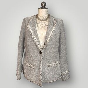 Chico’s Cotton Blend Tweed Fringe Blazer Size Medium.     #47